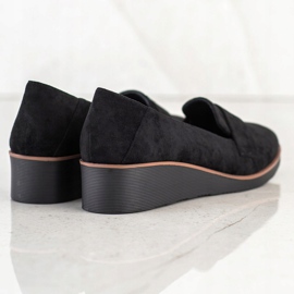 Suede Lords en la cuña VINCEZA negro 4