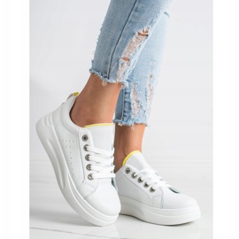 SHELOVET Zapatillas de moda en la plataforma blanco 2
