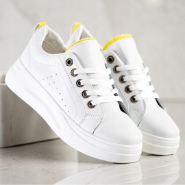 SHELOVET Zapatillas de moda en la plataforma blanco 4