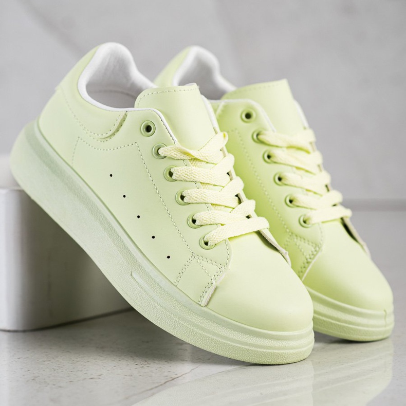 SHELOVET Zapatillas verdes en la plataforma 1