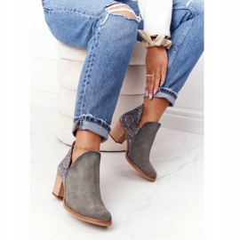 Botas de cuero para mujer con tacón Maciejka Gris 04492 beige 4