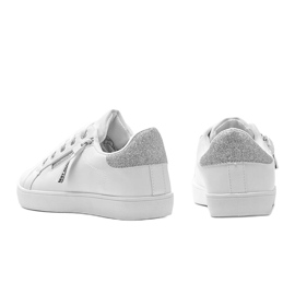 BM Deportivas blancas paisley blanco 2
