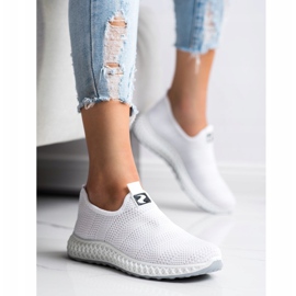 SHELOVET Slipons de primavera calados blanco 4