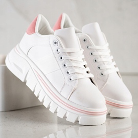 SHELOVET Zapatillas blancas en la plataforma blanco 1