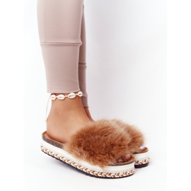 PS1 Pantuflas Camel Adventure con plataforma y pelo marrón multicolor 2