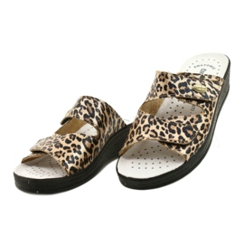 Flip de cuero para mujeres estampado de leopardo beige 2