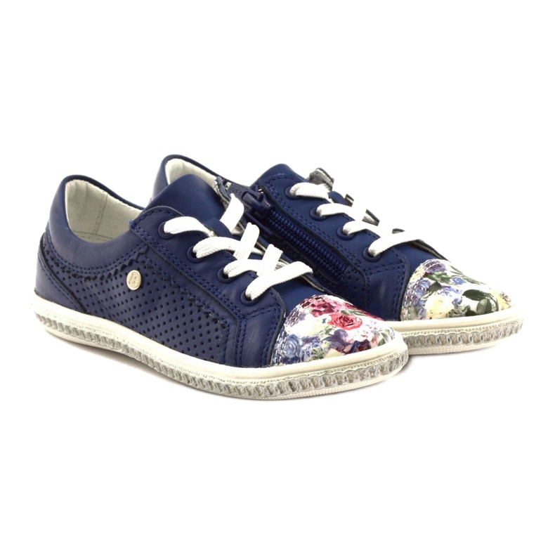 Zapatos de cuero azul marino de chicas con flores 85524 Bartek 4 Zapatos de cuero azul marino de chicas con flores 85524 Bartek 4