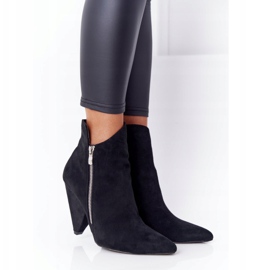 Botas asimétricas de tacón alto Lu Boo Black negro 1