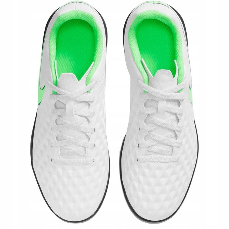 Calzado de fútbol Nike Tiempo Legend 8 Club Tf Junior AT5883 030 blanco blanco 1