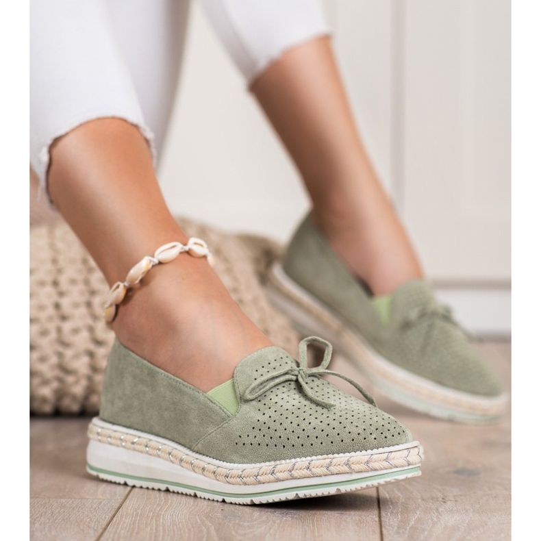 SHELOVET Mocasines calados en la plataforma verde 1