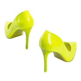 Tacones lacados amarillos de Angela 2