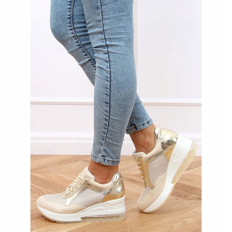 Zapatillas deportivas en cuña oculta beige y dorado RQ288 Beige 1