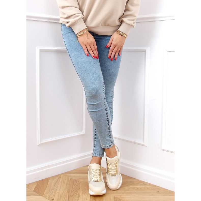 Zapatillas deportivas en cuña oculta beige y dorado RQ288 Beige 2 Zapatillas deportivas en cuña oculta beige y dorado RQ288 Beige 2