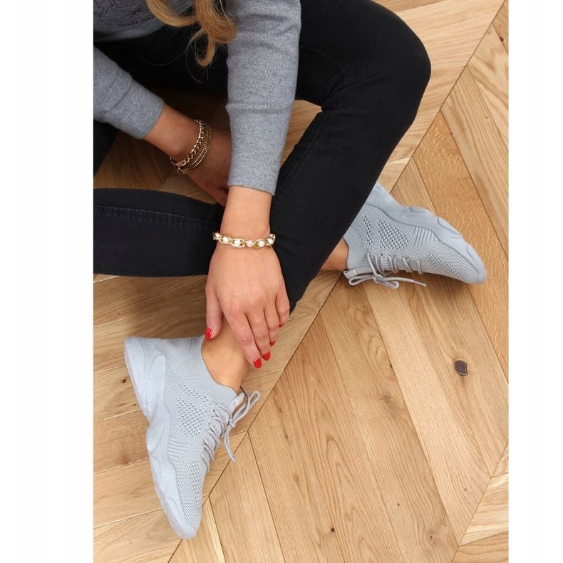 Gris FF-10 Calcetines deportivos grises 1 Gris FF-10 Calcetines deportivos grises 1