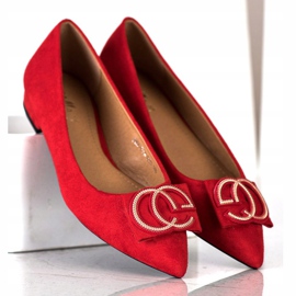 Fama Bailarina elegante con adorno rojo 3