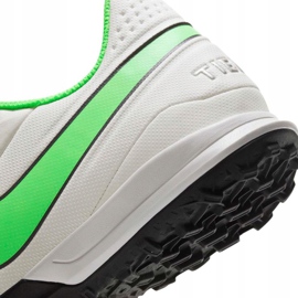 Calzado de fútbol Nike Tiempo Legend 8 Academy Tf AT6100 030 blanco blanco 7
