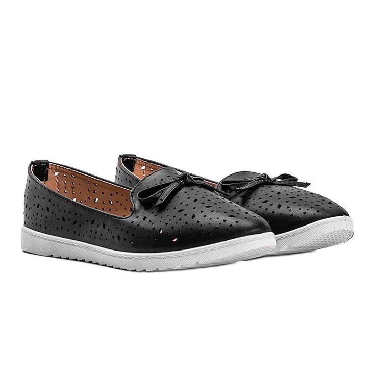 Mocasines negros con ribete Madalyne calado 1
