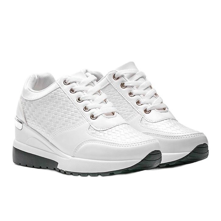 Zapatillas blancas brillantes en la cuña Mara blanco 1