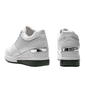 Zapatillas blancas brillantes en la cuña Mara blanco 2