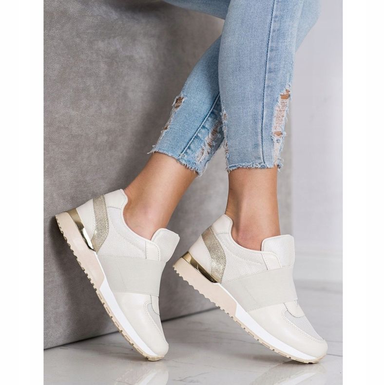 SHELOVET Zapatillas elegantes sin cordones beige 1