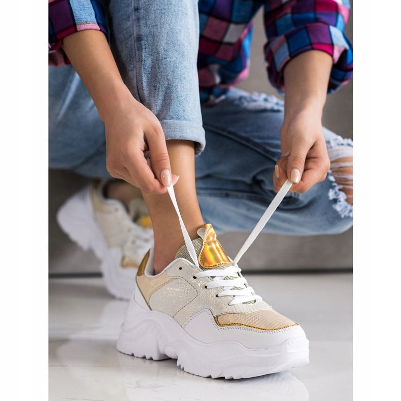 Weide Zapatillas de piel ecológica con estampado de serpiente blanco dorado 2