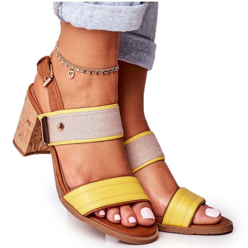 Jezzi Sandalias para mujeres en el corcho post amarillo 20SD35-1826 beige 4