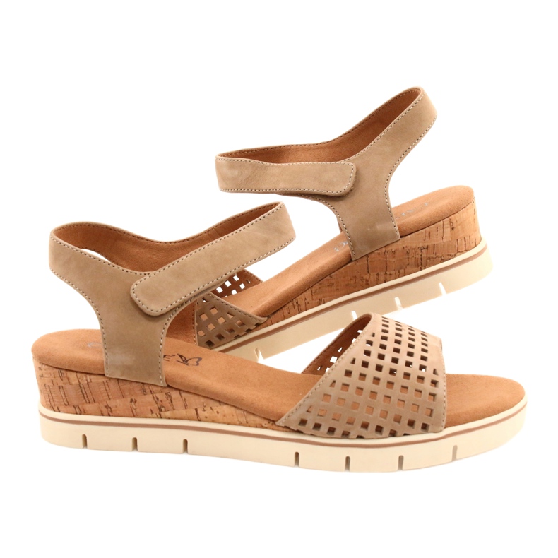 Sandalias Caprice de piel con tacón de cuña 28710 beige 5