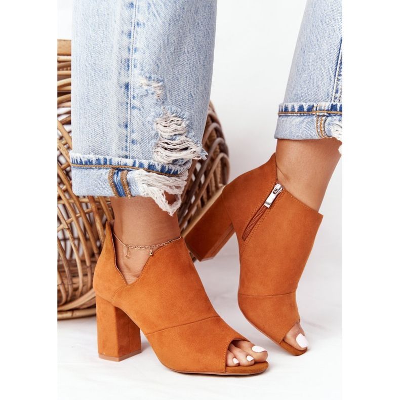 Botas de gamuza de primavera en un poste Vinceza 21-17095 Camel marrón 1