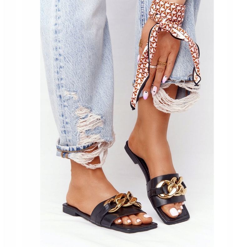 Zapatillas Piel Con Cadena Beso Francés Negro 2