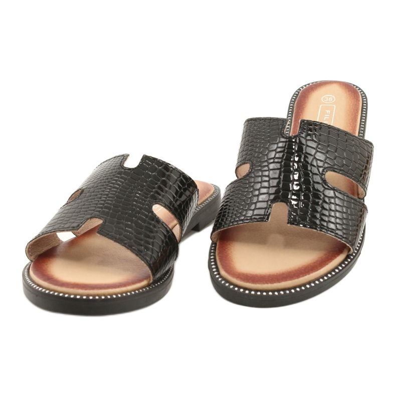 Filippo Inserto de cuero negro con aletas brillantes 2 Filippo Inserto de cuero negro con aletas brillantes 2