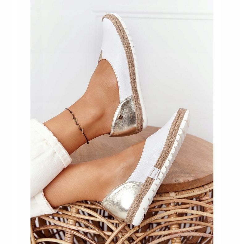 Bailarinas de piel Maciejka 05056-11 blanco y dorado 2