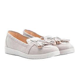 Mocasines beige con flecos Magdalena 1
