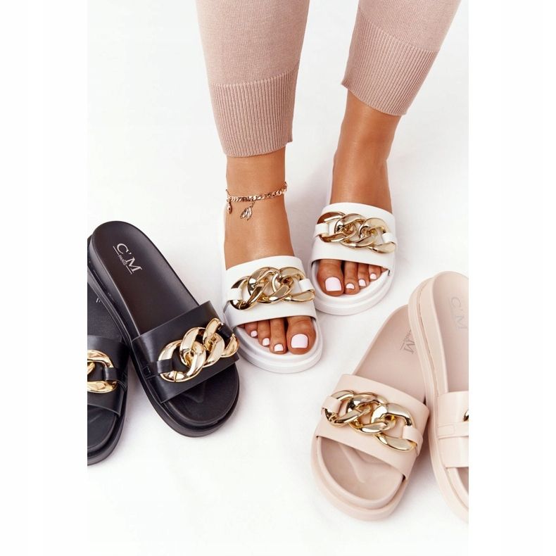 Zapatillas en la plataforma con una cadena de vacaciones blancas blanco dorado 1 Zapatillas en la plataforma con una cadena de vacaciones blancas blanco dorado 1