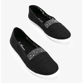 Zapatillas negras caladas con circonita Annabella negro 2