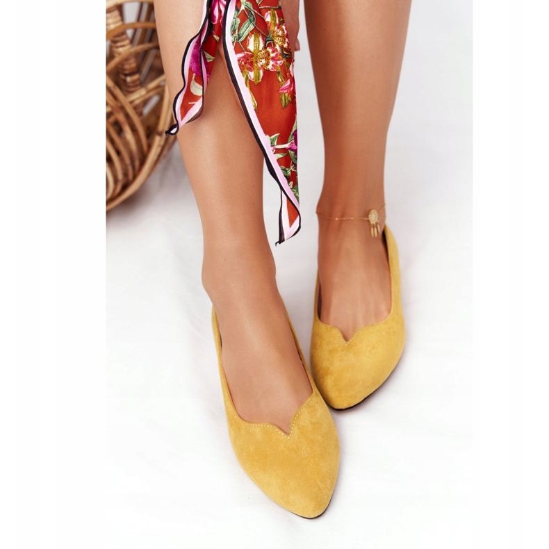 Mocasines Amarillos Sobre Tacones Dorados Vinceza 21-10601 1