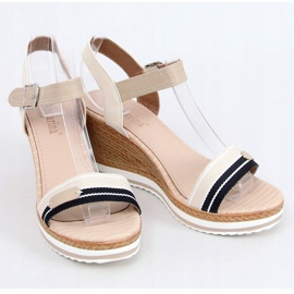 Sandalias beige con tacón de cuña A89832 Beige 1