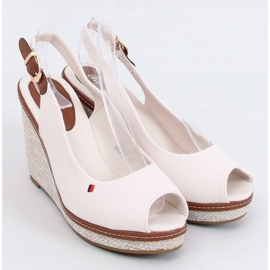 Sandalias en cuña beige BL-71 Beige 1