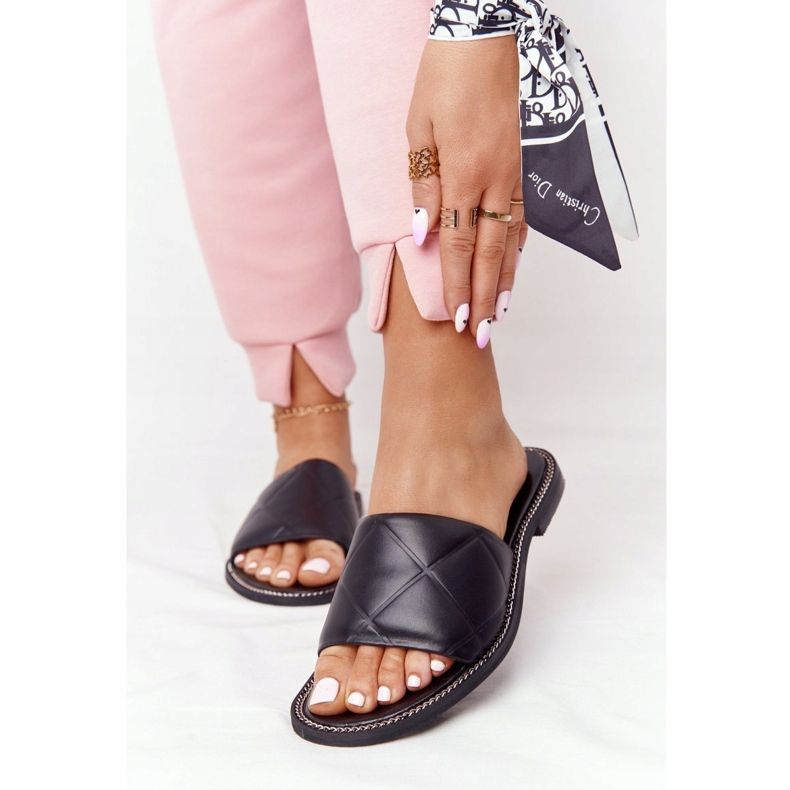 Pantuflas Piel Con Acolchado Nicole 2650 Negro 2