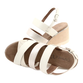 Sandalias de cuero para mujeres Caprice de plata 9-28708-26 4