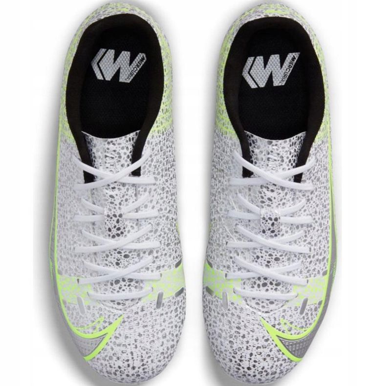 Zapatos de fútbol Nike Mercurial Vapor 14 Academy FG / MG Junior CV0811 107 plata 1
