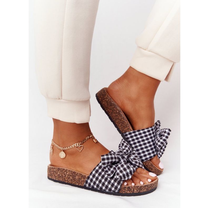 MSMG Pantuflas En Suela De Corcho Con Lazo Cuadros Amara blanco negro 2 MSMG Pantuflas En Suela De Corcho Con Lazo Cuadros Amara blanco negro 2