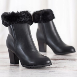 Goodin Botas en un poste con piel negro 3