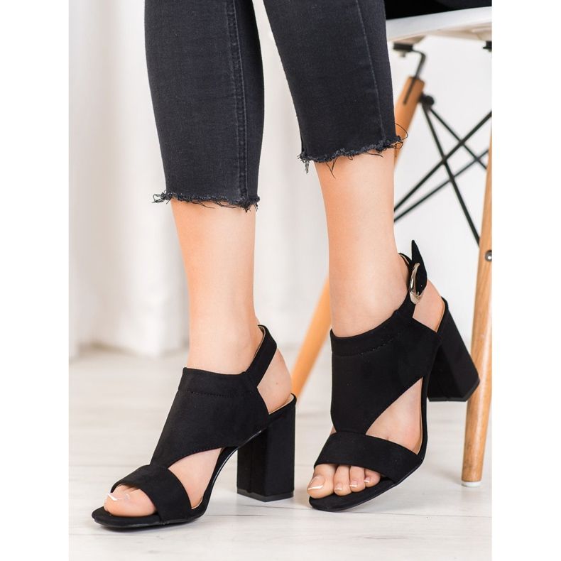 Tacones altos VINCEZA con estilo negro 1 Tacones altos VINCEZA con estilo negro 1