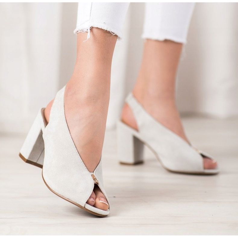 Zapatos elegantes en un poste VINCEZA plata 2 Zapatos elegantes en un poste VINCEZA plata 2