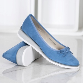 Goodin Bailarina con lazo azul 2