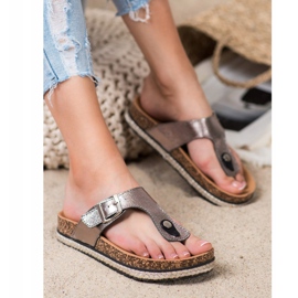 Chanclas en la plataforma VINCEZA gris 4