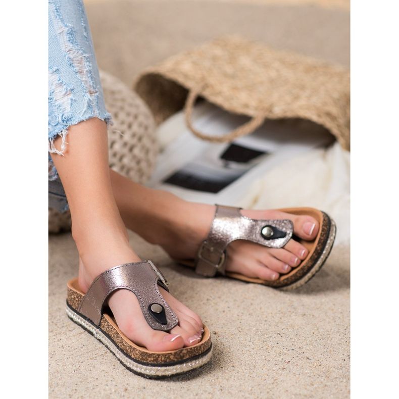 Chanclas en la plataforma VINCEZA gris 1