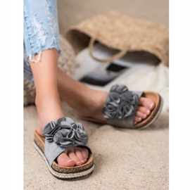 Pantuflas Cómodas Con Flores VINCEZA gris 1