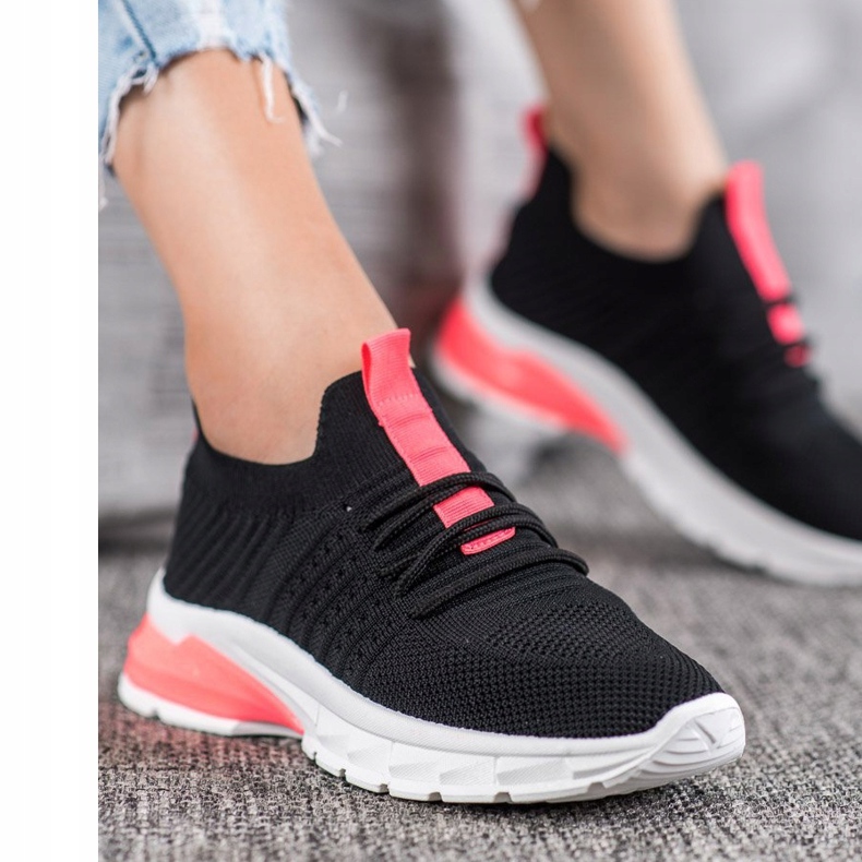 Bella Paris Zapatillas caladas negro 1