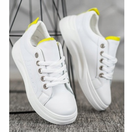 SHELOVET Zapatillas de moda en la plataforma blanco 2